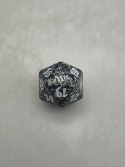 Magic the Gathering Spindown Dice Life Counter 2011 Core Set M11 Black D20 MTG - Image 1