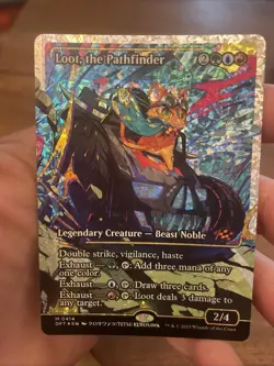 Loot, the Pathfinder (Showcase) (Fracture Foil) Aetherdrift Foil - Image 1