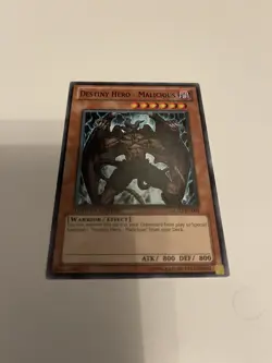Yu-gi-oh! Destiny Hero - Malicious - GLD3-EN009 - (Common) LIMITED EDITION - Image 1