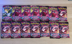 Pokemon TCG: 14 Fusion Strike Booster Packs - Image 2