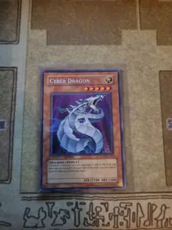 YUGIOH TCG CYBER DRAGON CT03-EN002 SECRET LIMITED EDITION NM - Image 1