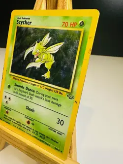 Scyther 10/64 [HP/Damaged] [Jungle] (1999) Rare Holo - Pokemon Card - Image 3