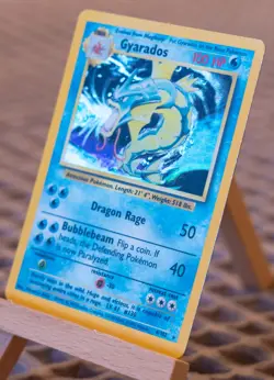 Gyarados 006/102 Base Set Unlimited Holo Pokemon card 006/102 MP - Image 3