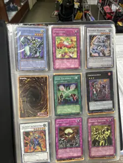Vintage yu gi oh card Lot (1996 KAZUKI TAKAHASHI) - Image 1