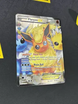 Flareon EX RC28/RC32 - Generations Radiant Full Art Holo Rare Pokemon Card - LP - Image 4