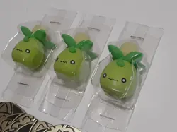 Pokemon Smoliv Eraser And Sprigatito Coin Lot - Image 2