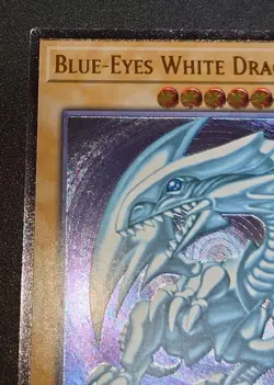 Yugioh English North American Blue-Eyes White Dragon Ultimate Rare OP28-EN001 - Image 2