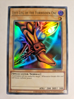 Left Leg of the Forbidden One - LOB EN121 - ULTRA Rare - Yugioh Euro - Image 1