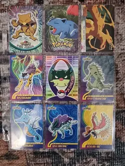 2000 Pokemon Topps Card Lot - Raikou, Tyranitar, Ho-Oh, Suicune, Kingdra, Ivysau - Image 1