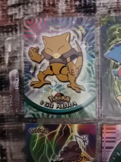 2000 Pokemon Topps Card Lot - Raikou, Tyranitar, Ho-Oh, Suicune, Kingdra, Ivysau - Image 3