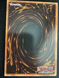 Yu-Gi-Oh Dark Magician SDY-006 Ultra Rare Holo Card LP Condition 2002 - Image 2
