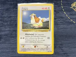 Pidgey 85/110 Legendary Collection Regular Pokemon Card NM - Image 1