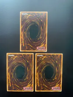 Yugioh Harpie Lady Sisters SD8-EN007 1st Edition Common Damaged X3 - Image 2