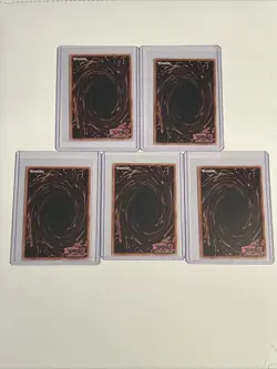 Yu-Gi-Oh! TCG: Set Of 3 Blue Eyes White Dragon, BEU Dragon & DM Knight All Mint - Image 2