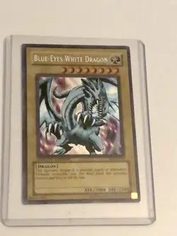 Yugioh Blue-Eyes White Dragon FL1-EN001 Limited Edition Secret Rare Near Mint - Image 1