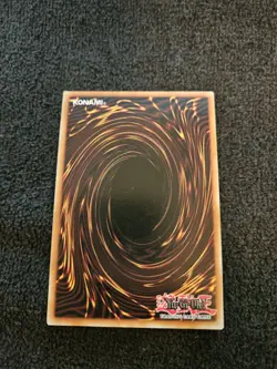 Number C106: Giant Red Hand (DRLG-EN049) - Super Rare - Image 2