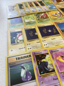 Pokemon Lot Of 25 Vintage Cards, MP+ Unlimited. - Image 5