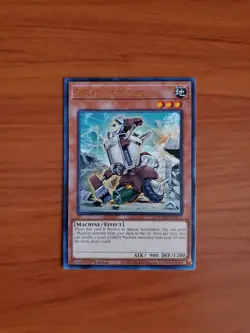 Scrap Recycler - Yugioh Maximum Gold Rare 1st Ed. - MAGO-EN117 - NM/MINT - Image 1