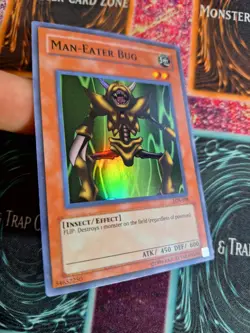 Yu-Gi-Oh! TCG Man-Eater Bug LOB-108 Super Rare Unlimited Near Mint a1/ - Image 2