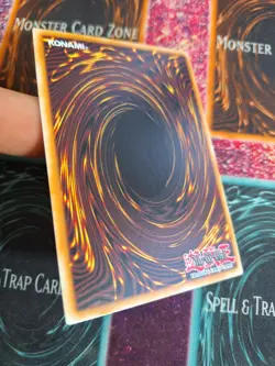 Yu-Gi-Oh! TCG Man-Eater Bug LOB-108 Super Rare Unlimited Near Mint a1/ - Image 4