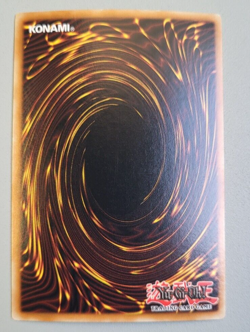 Yugioh - Total Defense Shogun CT1-EN001 SECRET RARE LIMITED EDITION - VG - Image 2