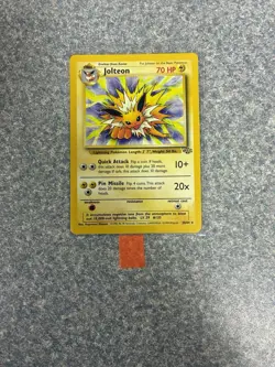 Jolteon Pokemon TCG Jungle Regular Rare Card 20/64 - Image 1