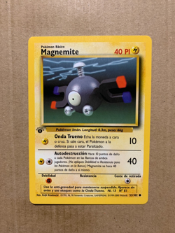 1st Edition SPANISH Magnemite 53/102 Base Set - Common Pokemon Card - NM/Mint - Image 1