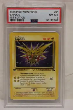 Pokemon TCG Zapdos 1st Edition Fossil 1999 Card #30/62 Non-Holo PSA 8 NM J51 - Image 1