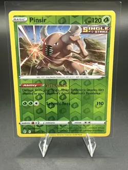Pinsir 001/203 Rare Evolving Skies Pokemon Card 2021 Reverse Holo - Image 1