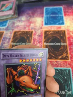 Yugioh Twin-Headed Thunder Dragon MRD-120 Super Rare Unlimited LP/MP - Image 3