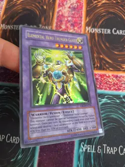 Yugioh Elemental HERO Thunder Giant DR3-EN216 Ultra Rare Unlimited NM/LP - Image 2
