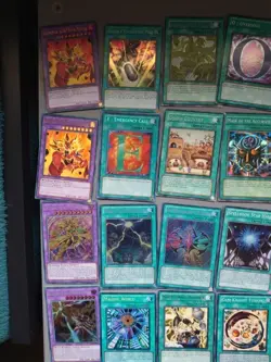 Yugioh 80 Card lot bundle includes rareU shiny stuff, exact as pictured YUG31 - Image 3