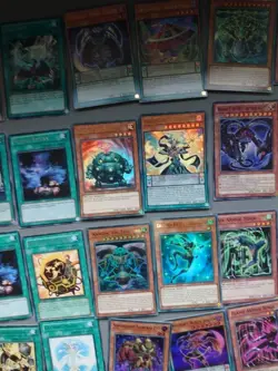 Yugioh 60 Card lot bundle includes rareU shiny stuff, exact as pictured YUG33 - Image 5