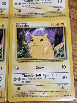 Pikachu X4 58/102 4th Print Base Set 1999-2000 Pokemon Card WOTC - Image 2