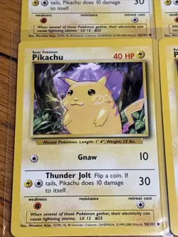 Pikachu X4 58/102 4th Print Base Set 1999-2000 Pokemon Card WOTC - Image 3