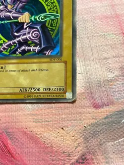 Yu-Gi-Oh Dark Magician SDY-006 1st Edition Ultra Rare Yugioh Card - Image 3