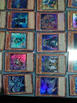 Yugioh 80 Card lot bundle includes rareU shiny stuff, exact as pictured YUG17 - Image 4