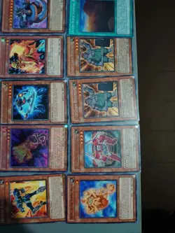 Yugioh 80 Card lot bundle includes rareU shiny stuff, exact as pictured YUG16 - Image 3