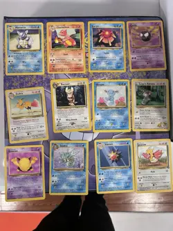 Lot of 12 Vintage Pokemon Cards! LP/NM ! 🔥 - Image 1