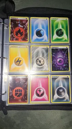 Pokemon TCG cards lot items, energy, stadium, trainers - Image 1