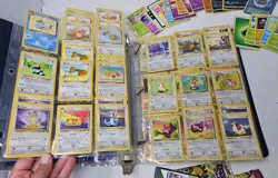 🔥 WOW.. 98,99,2000+ RARE VINTAGE LOT OF POKEMON CARDS WHOLE BOOK No RESERVE - Image 3