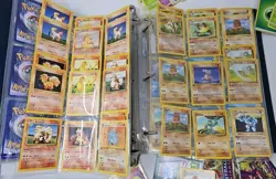 🔥 WOW.. 98,99,2000+ RARE VINTAGE LOT OF POKEMON CARDS WHOLE BOOK No RESERVE - Image 4