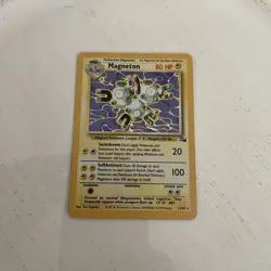 Magneton 11/62 Fossil Holo-Rare Vintage Pokemon Card - LP/NM - Image 1