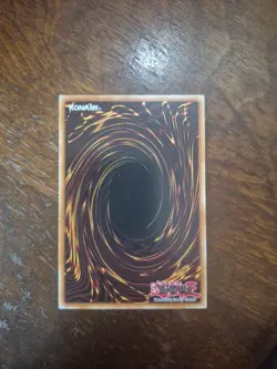 Yu-Gi-Oh! Kozmo Strawman PGL3-EN028 Gold Secret Rare 1st Ed Near Mint - Image 2