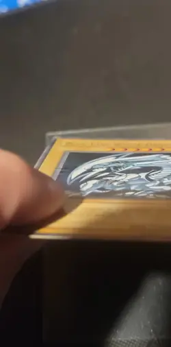 Yu-Gi-Oh! Blue-Eyes White Dragon Dark Duel Stories Promo DDS-001 - Image 3
