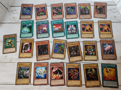 Yu-Gi-Oh YuGiOh! Baron Beta Soldier Ocubeam Cocoon Eye Photon Worm Cards READ - Image 1