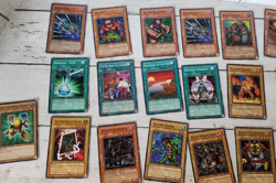 Yu-Gi-Oh YuGiOh! Baron Beta Soldier Ocubeam Cocoon Eye Photon Worm Cards READ - Image 4