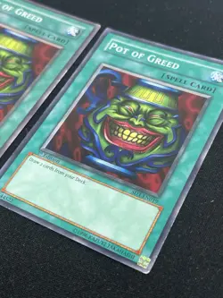 x2 Pot of Greed SD2&3-EN017&19 Structure Deck: Fury from the Deep 1st ED LP-HP - Image 3