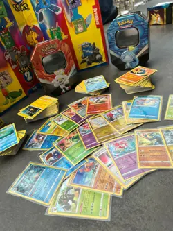 100 POKEMON CARDS - COLLECTION - ORIGINAL - HOLOS - SWORD & SHILD - ENGLISH BULK - Image 3