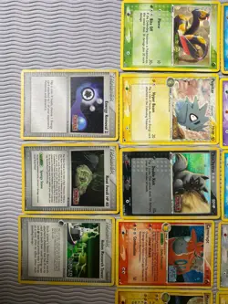 Pokemon Cards Bundle - Holon Phantoms - EX Emerald - EX Power Keepers - Crystal - Image 4